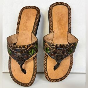 Acapulco Guerrero Mexican Hand Tooled Leather Mayan Temple Souvenir Sandals Sz7